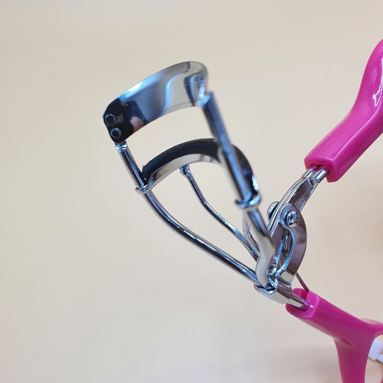 فرموژه دسته صورتی نخ دار