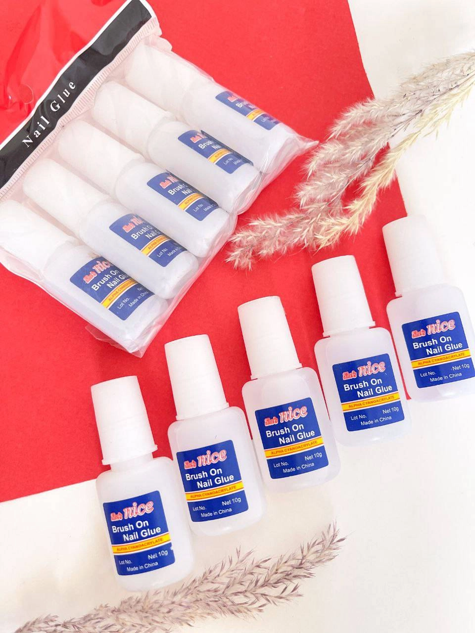 چسب ناخن لاکی ۱۰ گرمی نایس