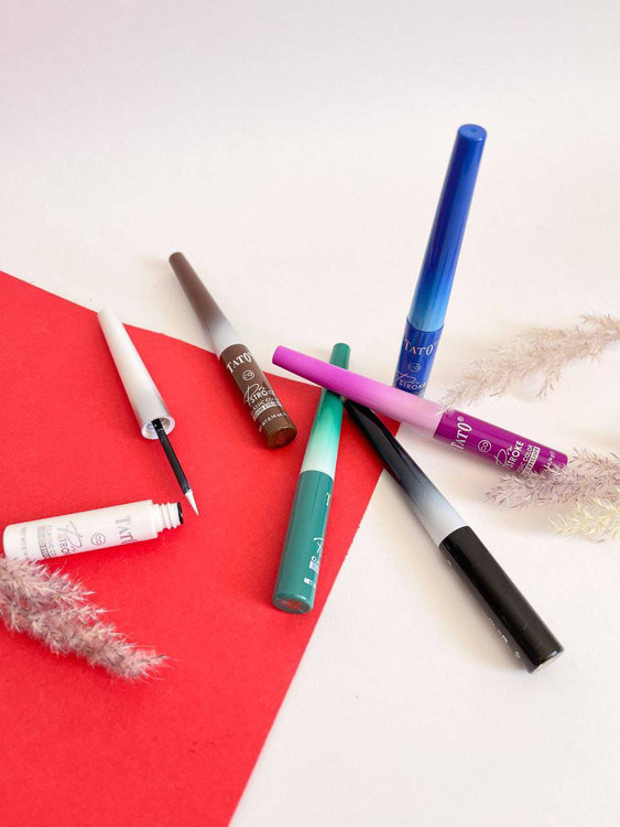 خط چشم ماژیکی رنگی