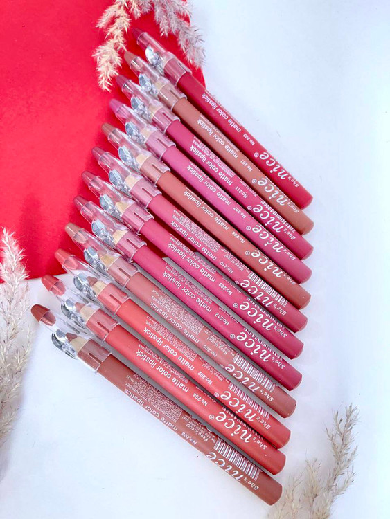 رژلب مدادی تراش دار نایس