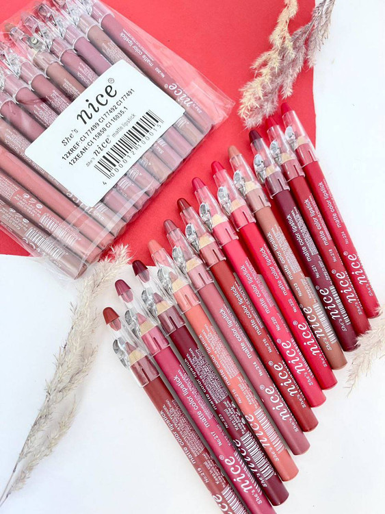 رژلب مدادی تراش دار نایس