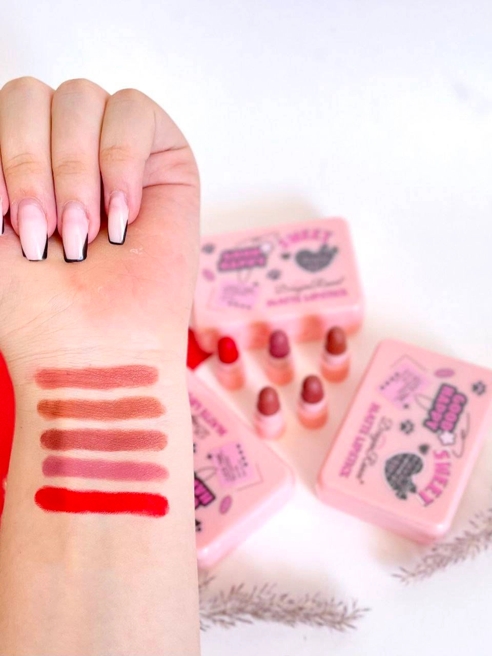 رژلب 5 عددی بچه گانه