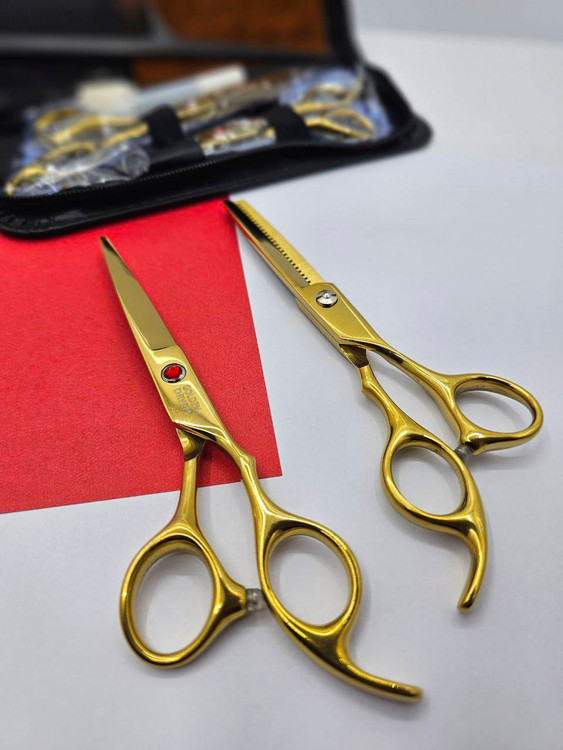 ست قیچی حرفه ای و فوقالعاده با کیفیت کوتاهی مو