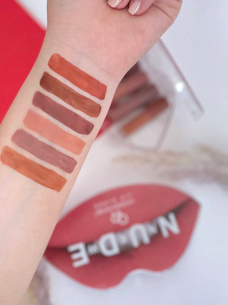 پک رژلب مایع طرح لب کویدن رز نود