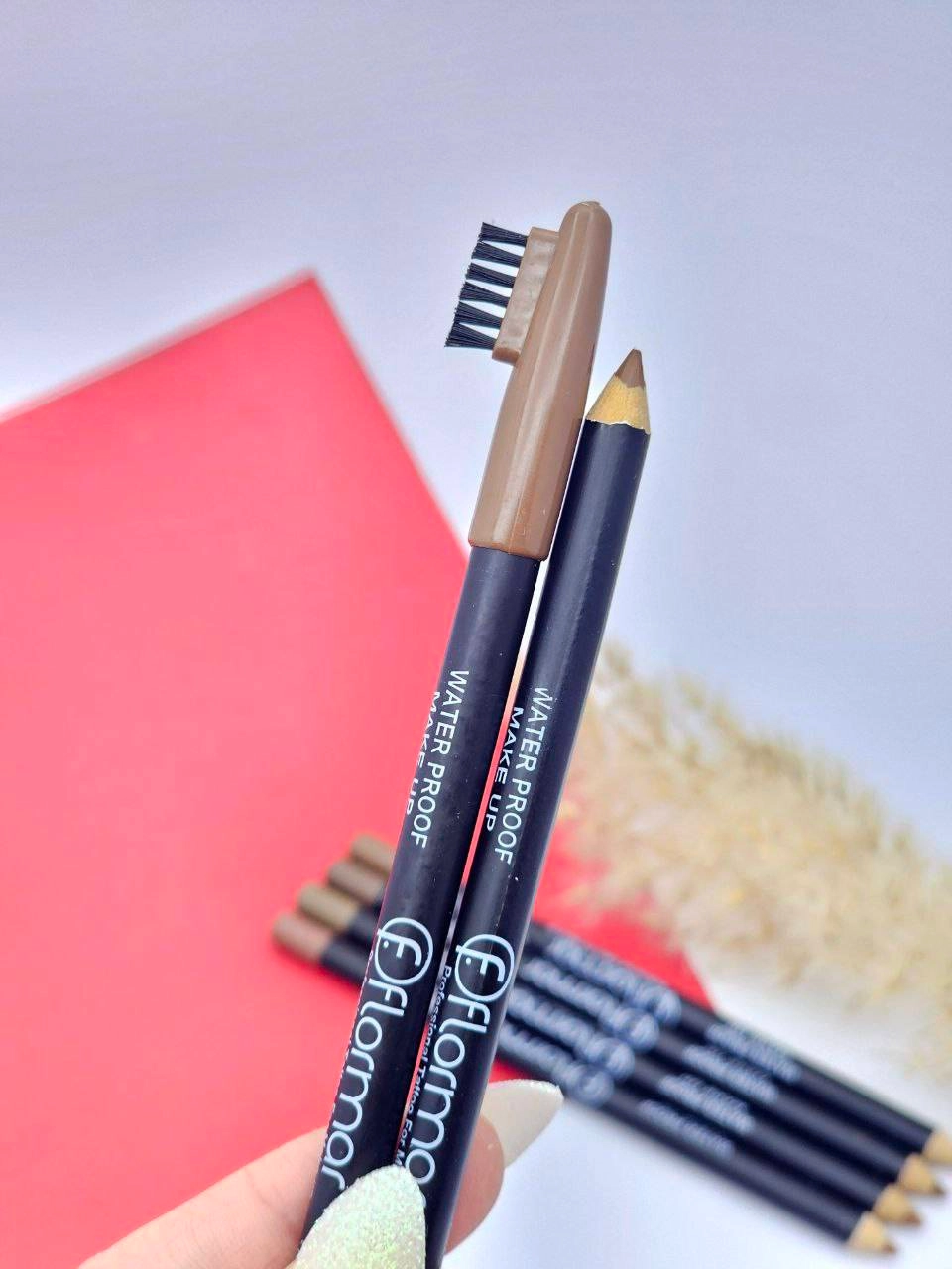مداد ابرو شانه دار فلورمار
