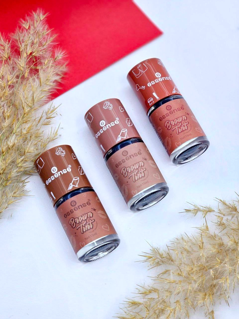 تینت لب قهوه ای اسنس