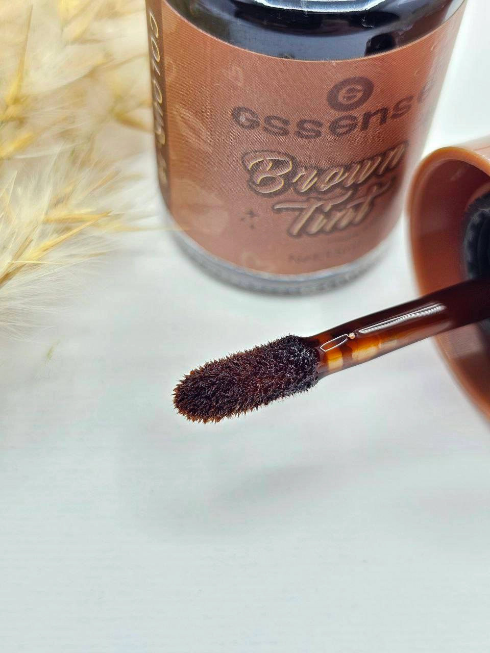 تینت لب قهوه ای اسنس