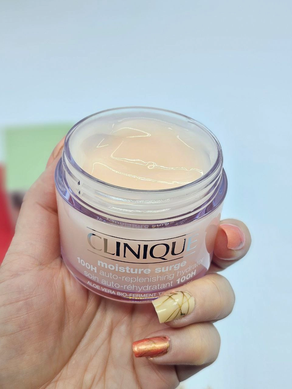 کرم آبرسان 100 ساعته کلینیک