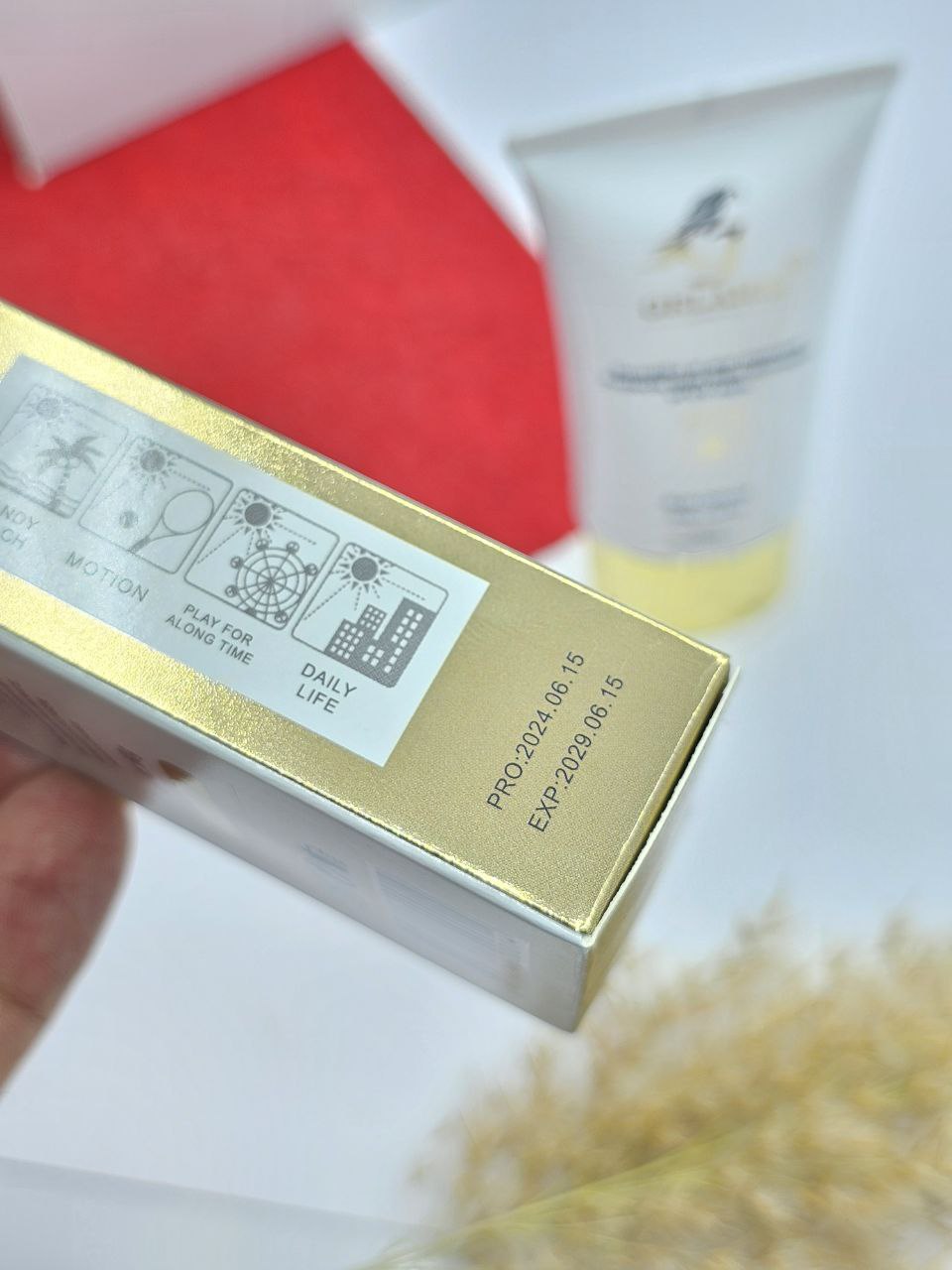 ضد آفتاب کرم پودری گلاریس