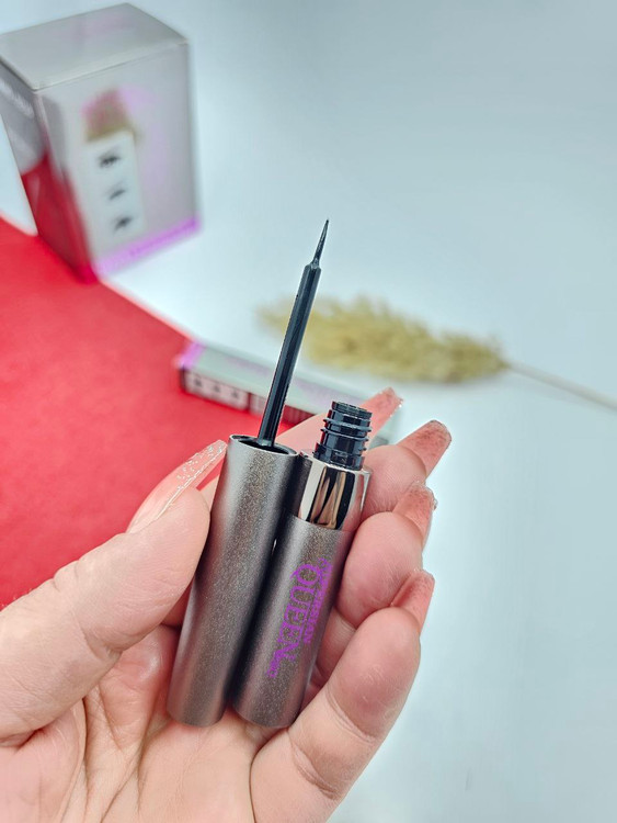 خط چشم پرشین کوئین