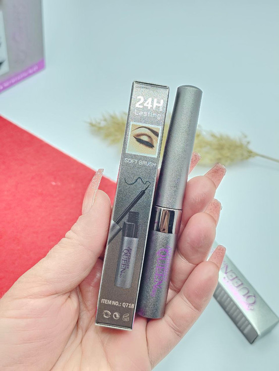 خط چشم پرشین کوئین