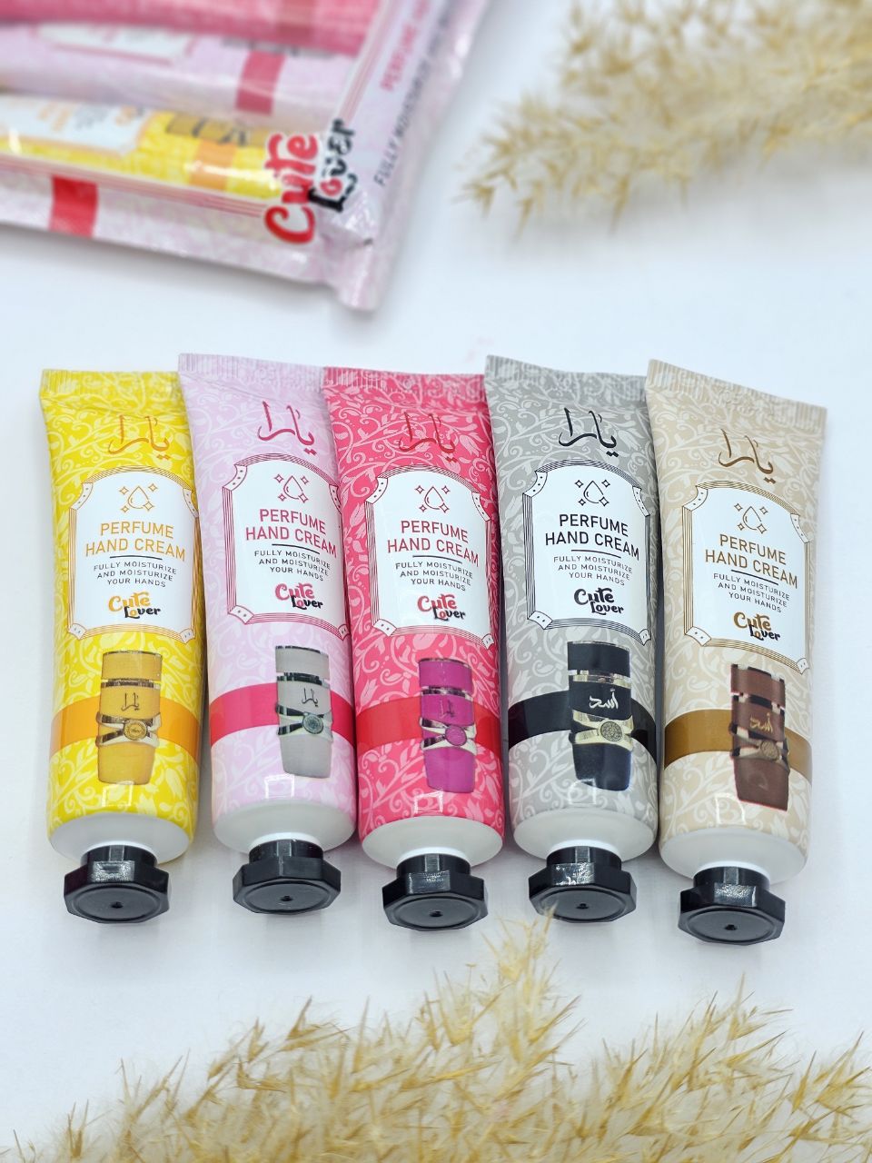 کرم آبرسان و مرطوب کننده دست یارا