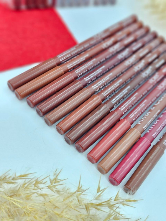 خط لب مات ویولت