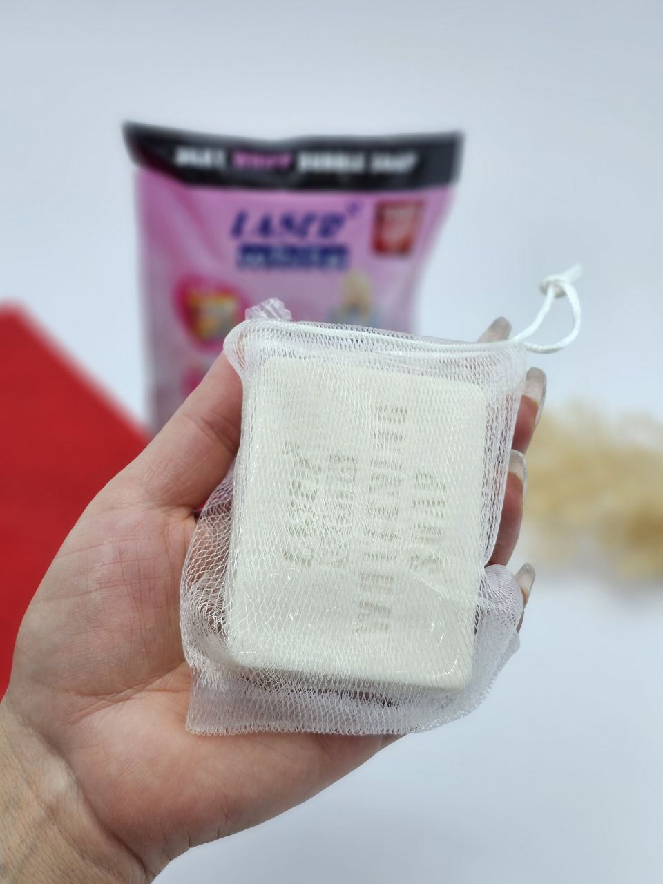 صابون بهداشتی، معطر، روشنکننده و سفتکننده ناحیه حساس بانوان