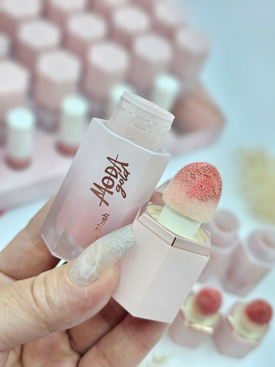 روژگونه مایع پددار مددا