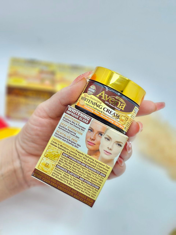 کرم سفیدکننده و روشنکننده صورت