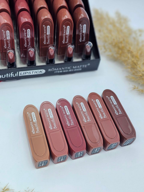 رژلب جامد مخملی تستردار رمانتیک