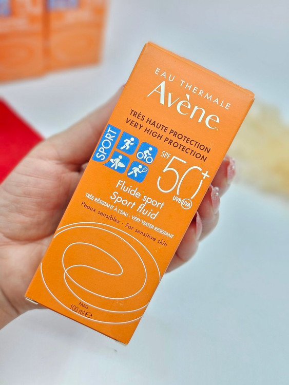 ضد آفتاب بی رنگ