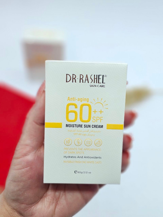 ضد آفتاب بی رنگ SPF 60 با ماندگاری ۲۴ ساعته