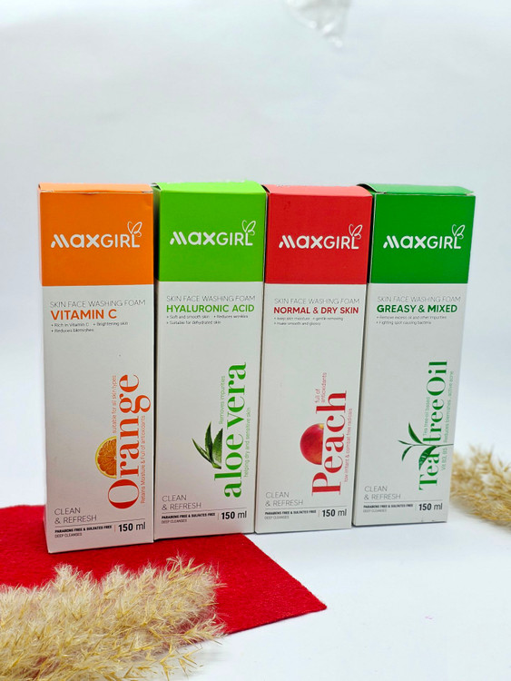 فوم شستشوی براش دار مکس گرل