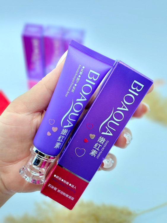 کرم صورتی کننده لب و نواحی حساس بانوان با ضمانت اورجینال